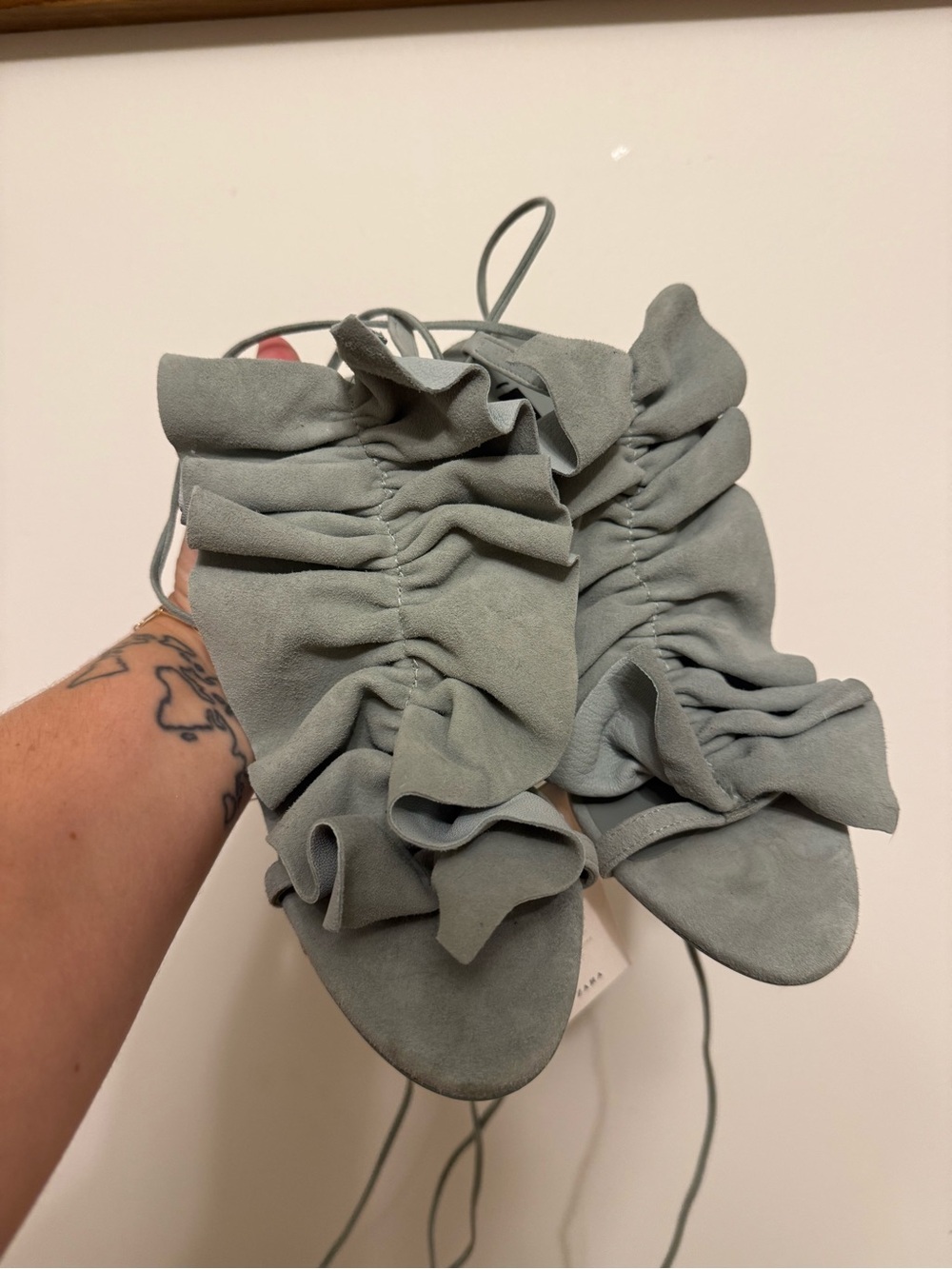 Zara Ruffle Heels - Picture 3 of 6